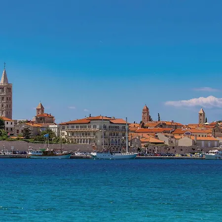 Lejlighed 2 Bedroom Cozy In Rab *