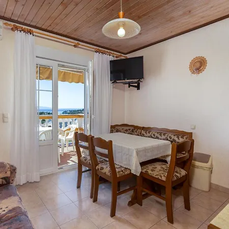 Apartamento Stunning In Rab