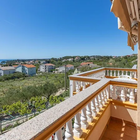 Stunning In Rab Appartement